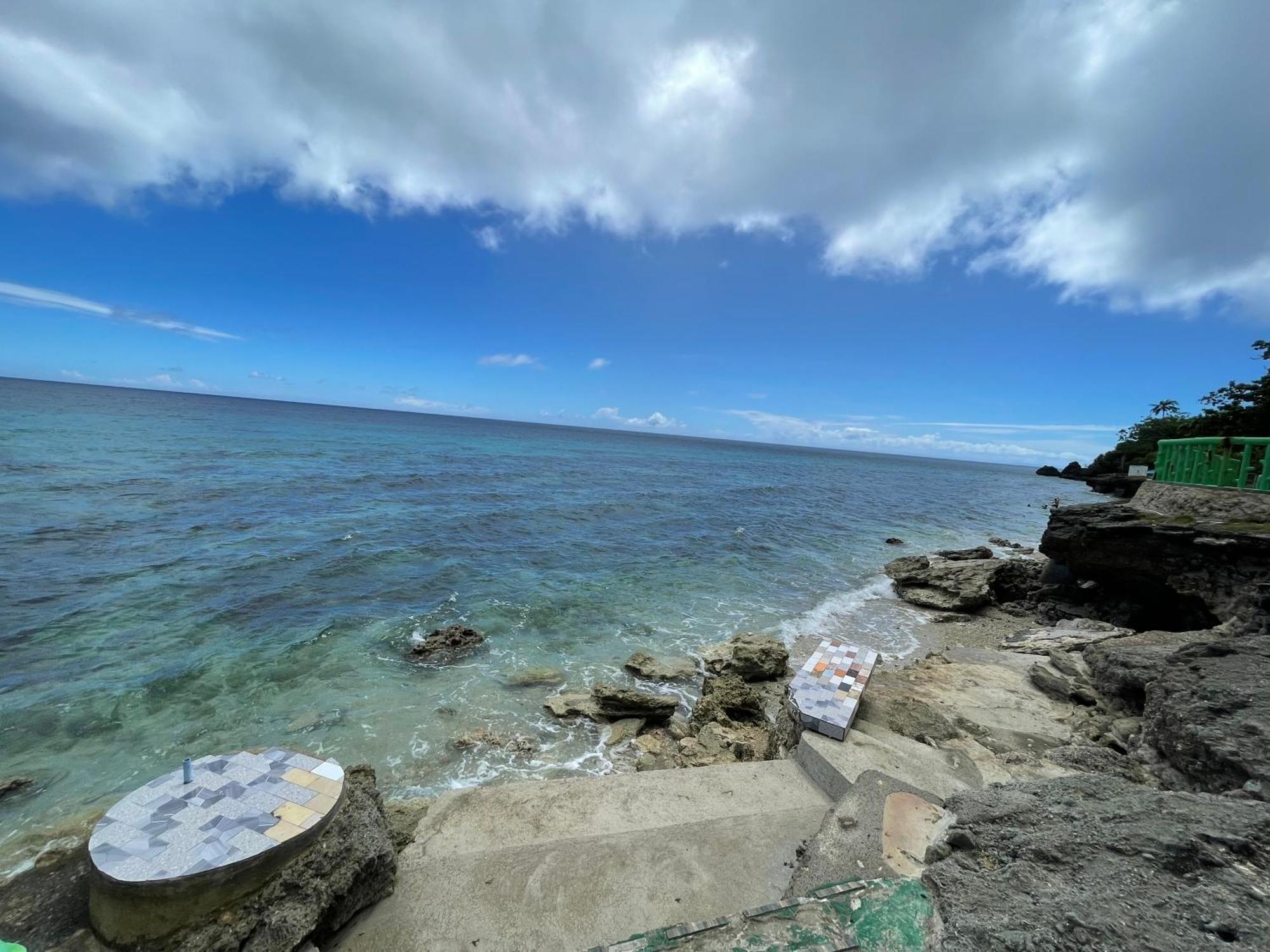 Oceanfront Beach Resort Siquijor Exterior foto