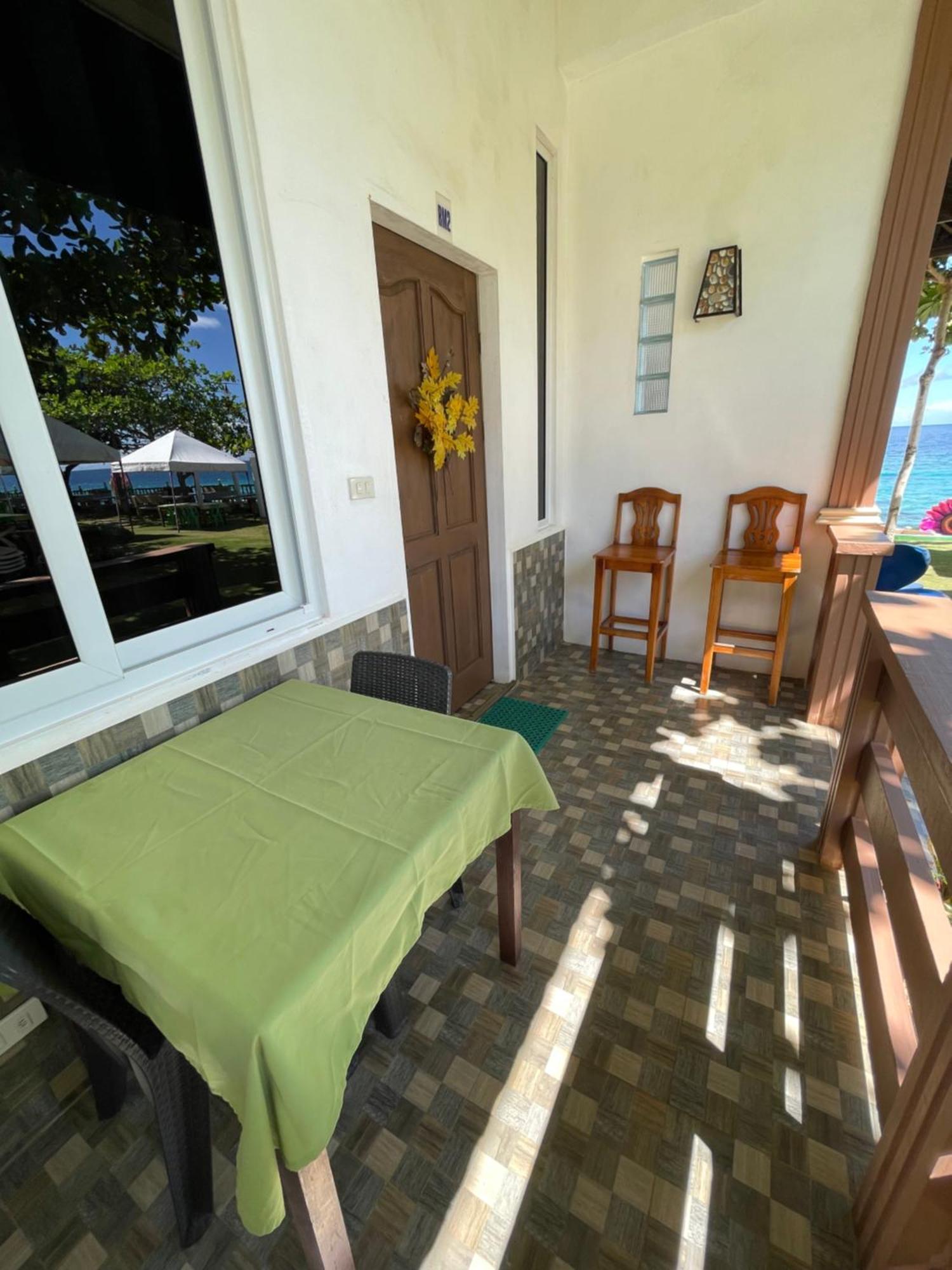 Oceanfront Beach Resort Siquijor Exterior foto